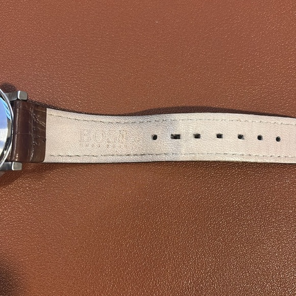 Men's Hugo Boss Quartz Watch - Picture 8 of 10